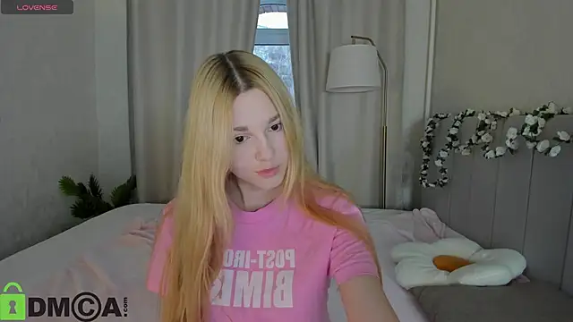 Sylvia Ortiz online show from 13, 11, 2025