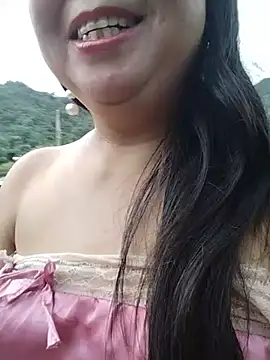 Snapshot of lusy-00 chatting on 19, 6, 2026 lusy-00 online show from 19, 6, 2026