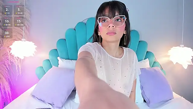 AlassiaHocthner online show from 21, 11, 2025