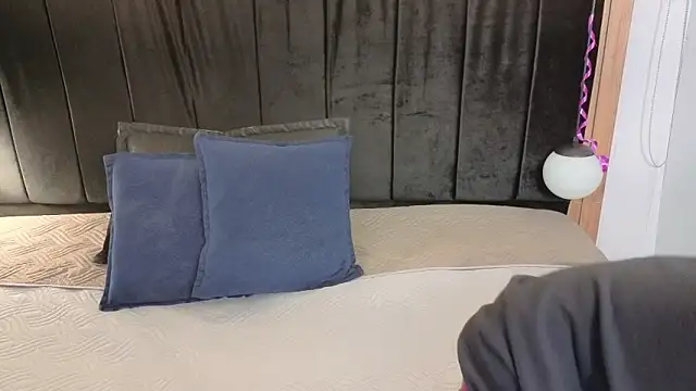 LiaMonroee  online show from 3, 6, 2026