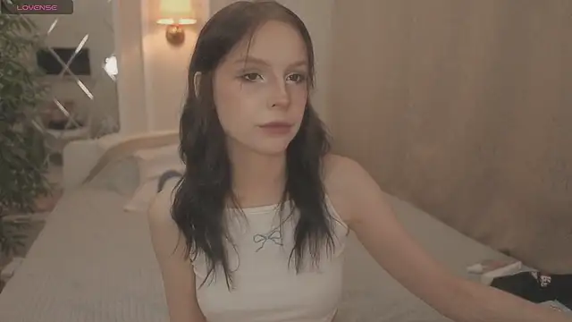 claire bennett online show from 13, 9, 2025