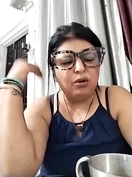 Snapshot of Jann_Riya333 chatting on 10, 5, 2026 Jann Riya333 online show from 10, 5, 2026