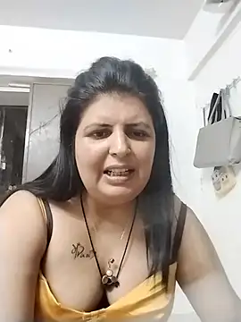 Snapshot of Jann_Riya333 chatting on 26, 6, 2026 Jann Riya333 online show from 26, 6, 2026