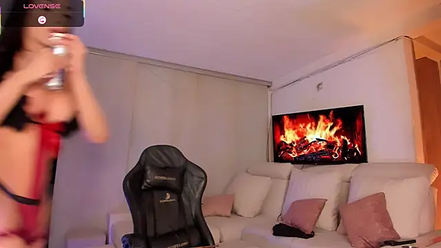 Snapshot of BadRose24 chatting on 10, 2, 2026 BadRose24 online show from 10, 2, 2026