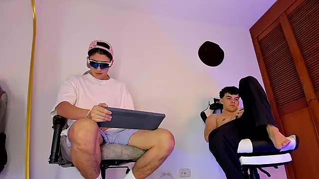 sotooliver3 online show from 11, 10, 2025