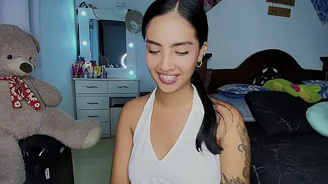 mia yireth online show from 9, 10, 2025