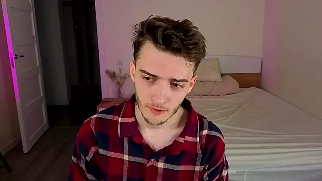 Snapshot of spider____man chatting on 28, 5, 2026 spider man online show from 28, 5, 2026