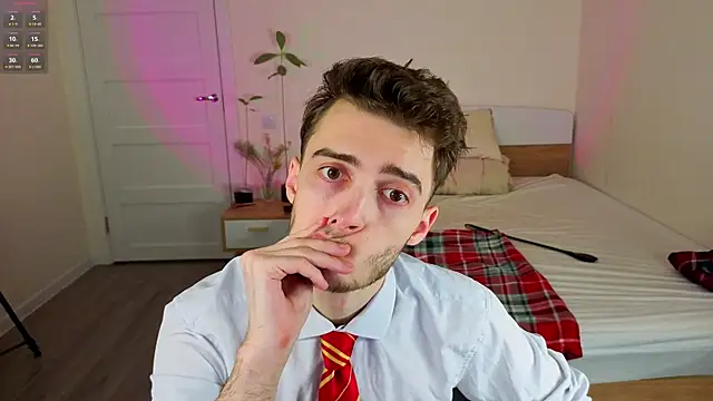 Snapshot of spider____man chatting on 29, 5, 2026 spider man online show from 29, 5, 2026