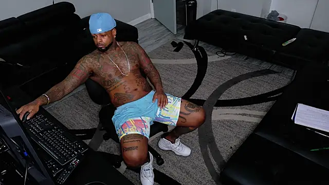 SLANGONDEMHOES online show from 14, 4, 2026