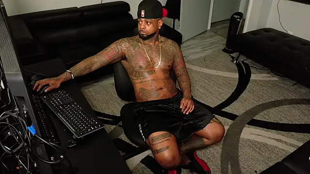 Snapshot of SLANGONDEMHOES chatting on 24, 4, 2026 SLANGONDEMHOES online show from 24, 4, 2026