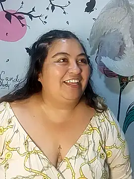 curvy diva  online show from 22, 11, 2025