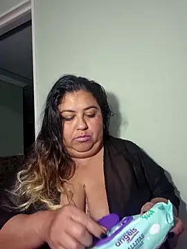 curvy diva  online show from 8, 4, 2026