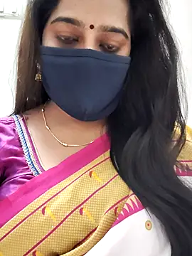 Snapshot of saritha29 chatting on 6, 7, 2026 saritha29 online show from 6, 7, 2026