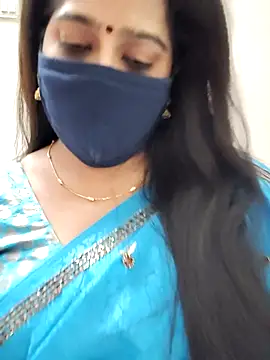 Snapshot of saritha29 chatting on 31, 7, 2026 saritha29 online show from 31, 7, 2026