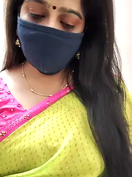 Snapshot of saritha29 chatting on 2, 8, 2026 saritha29 online show from 2, 8, 2026