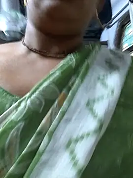 Snapshot of Harsha_Gosain chatting on 10, 11, 2025 Harsha Gosain online show from 10, 11, 2025