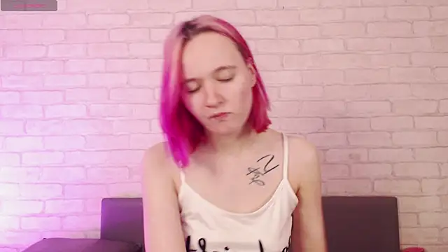 Ericha Stone online show from 11, 10, 2025