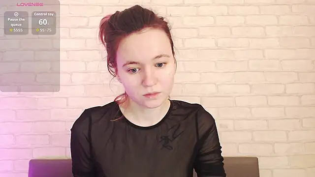 Ericha Stone online show from 11, 4, 2026