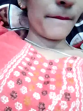 Snapshot of Pahadi_couple chatting on 3, 10, 2025 Pahadi couple online show from 3, 10, 2025