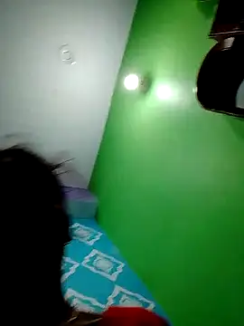 Snapshot of Pahadi_couple chatting on 4, 10, 2025 Pahadi couple online show from 4, 10, 2025