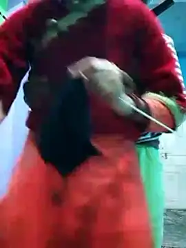 Snapshot of Pahadi_couple chatting on 13, 10, 2025 Pahadi couple online show from 13, 10, 2025