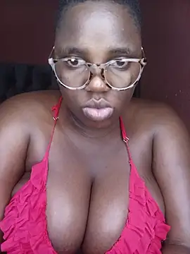Snapshot of TheSpiceyQueen chatting on 18, 2, 2026 TheSpiceyQueen online show from 18, 2, 2026