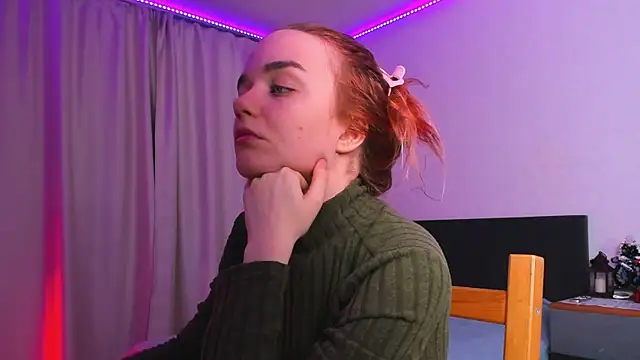 JanetShy online show from 4, 11, 2025