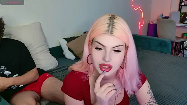 Alice18James online show from 18, 9, 2025