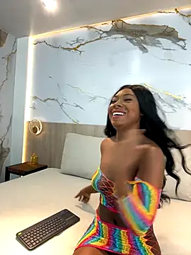 Snapshot of emily_browne chatting on 10, 11, 2025 emily browne online show from 10, 11, 2025