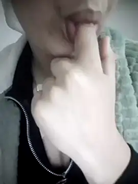 Joojo-sex online show from 19, 2, 2026