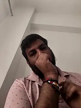 vinay smalldick online show from 5, 4, 2026