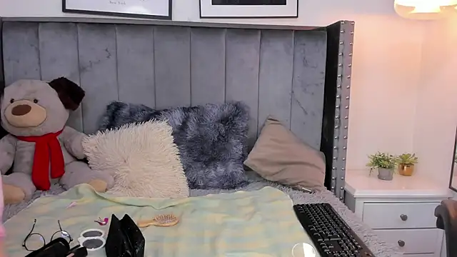 Snapshot of Miyu_Komori chatting on 21, 2, 2026 Miyu Komori online show from 21, 2, 2026