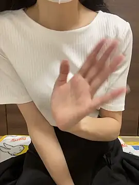 Snapshot of yayoi_jp chatting on 4, 6, 2026 yayoi jp online show from 4, 6, 2026