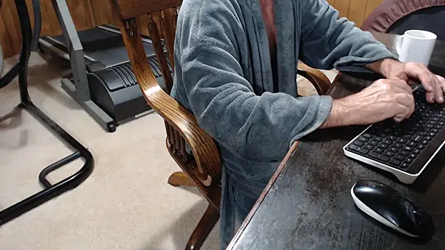 Snapshot of billy471 chatting on 4, 10, 2025 billy471 online show from 4, 10, 2025