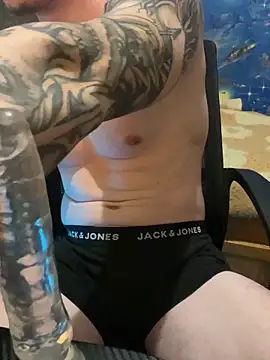 Snapshot of fronkie9384 chatting on 14, 2, 2026 fronkie9384 online show from 14, 2, 2026