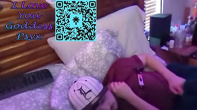 Snapshot of j_ray95 chatting on 8, 11, 2025 j ray95 online show from 8, 11, 2025