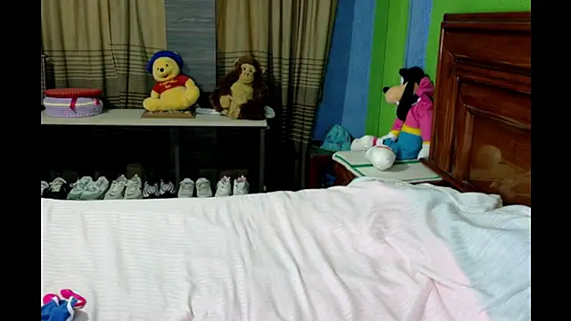 Snapshot of _Charlize_theron_ chatting on 11, 6, 2026 Charlize theron online show from 11, 6, 2026