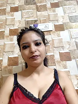 QUEEN-ADITI online show from 29, 11, 2025