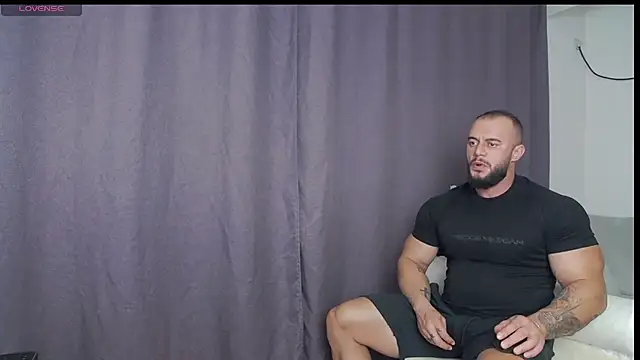 Snapshot of RickyMiami1 chatting on 21, 9, 2025 RickyMiami1 online show from 21, 9, 2025