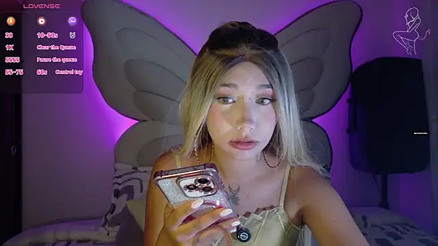 Snapshot of Ella_rr chatting on 31, 5, 2026 Ella rr online show from 31, 5, 2026