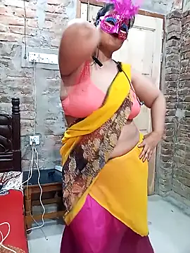 Tanisha-Chy online show from 11, 4, 2026