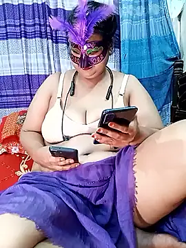 Snapshot of Tanisha-Chy chatting on 30, 4, 2026 Tanisha-Chy online show from 30, 4, 2026