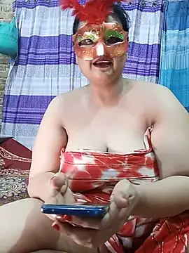 Snapshot of Tanisha-Chy chatting on 20, 5, 2026 Tanisha-Chy online show from 20, 5, 2026