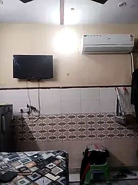 Snapshot of meenu_bhabhi547 chatting on 23, 12, 2025 meenu bhabhi547 online show from 23, 12, 2025