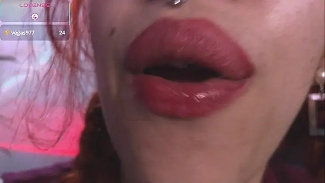 bri von dhara   online show from 17, 11, 2025