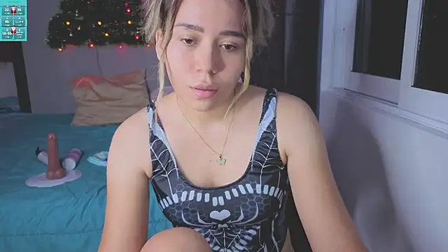 Aiilyn Ds online show from 15, 12, 2025