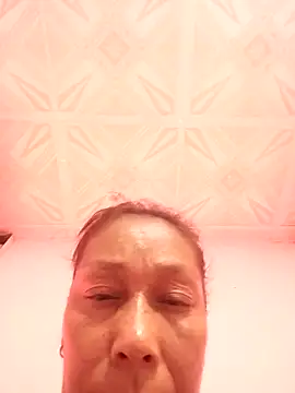 Naomi-Mature online show from 28, 11, 2025