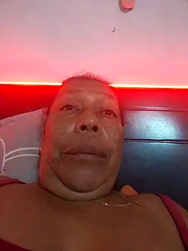 Naomi-Mature online show from 18, 3, 2026