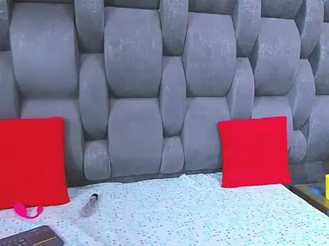 Snapshot of valerythompsonper chatting on 16, 1, 2026 valerythompsonper online show from 16, 1, 2026