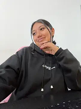 SharaRous online show from 17, 2, 2026